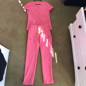 Only worn once pink Fig scrub set